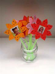 vaasje met bloem in auto vbs de negensprong vaasje met bloem in auto vbs de negensprong